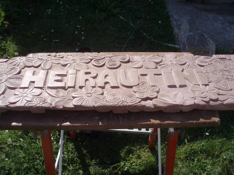 108.jpg - 108. Plaque pour l’association Heirautini