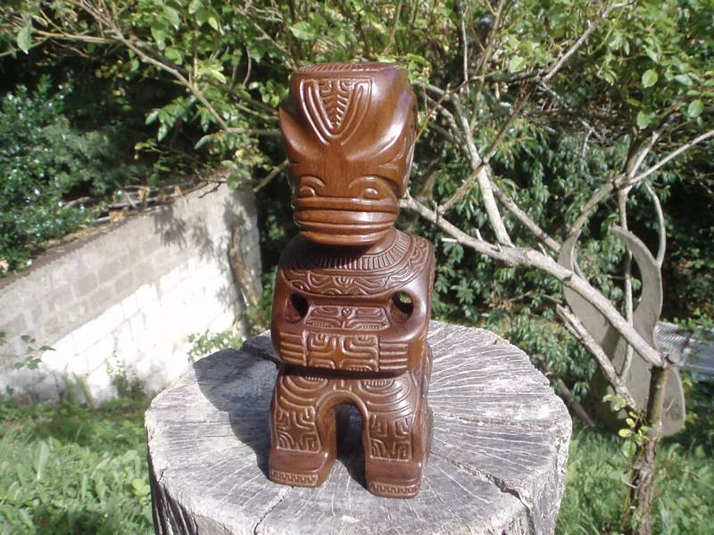 21.jpg - 21. Tiki – Miro de Polynésie