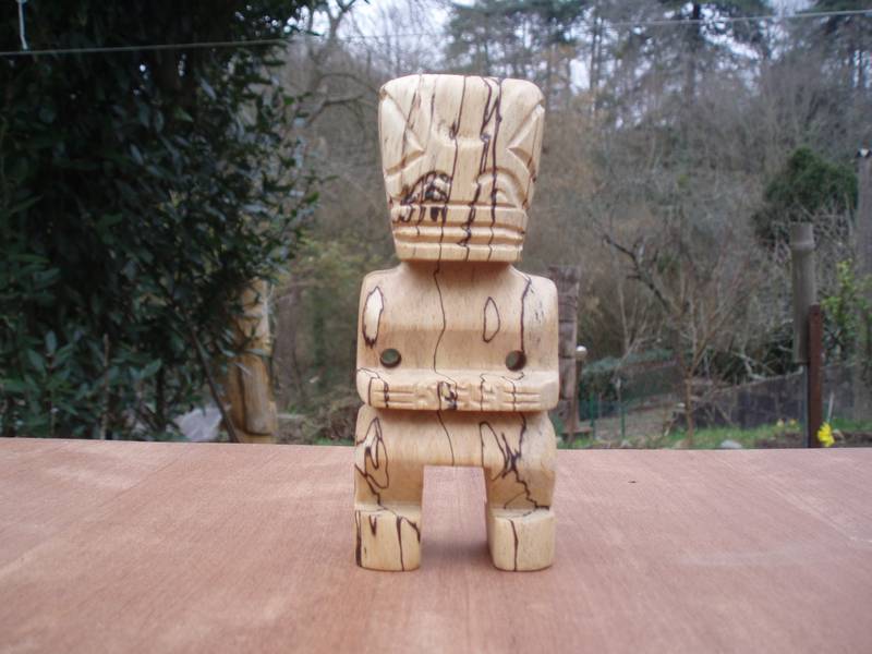 22.jpg - 22. Tiki – Hêtre échauffé